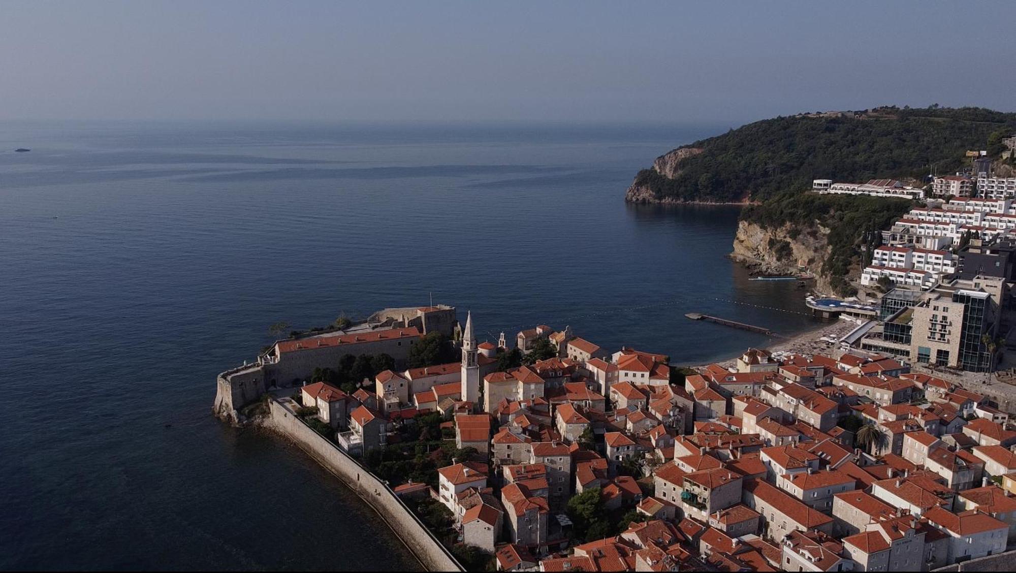 Onia Collection With A Pool Apartman Budva