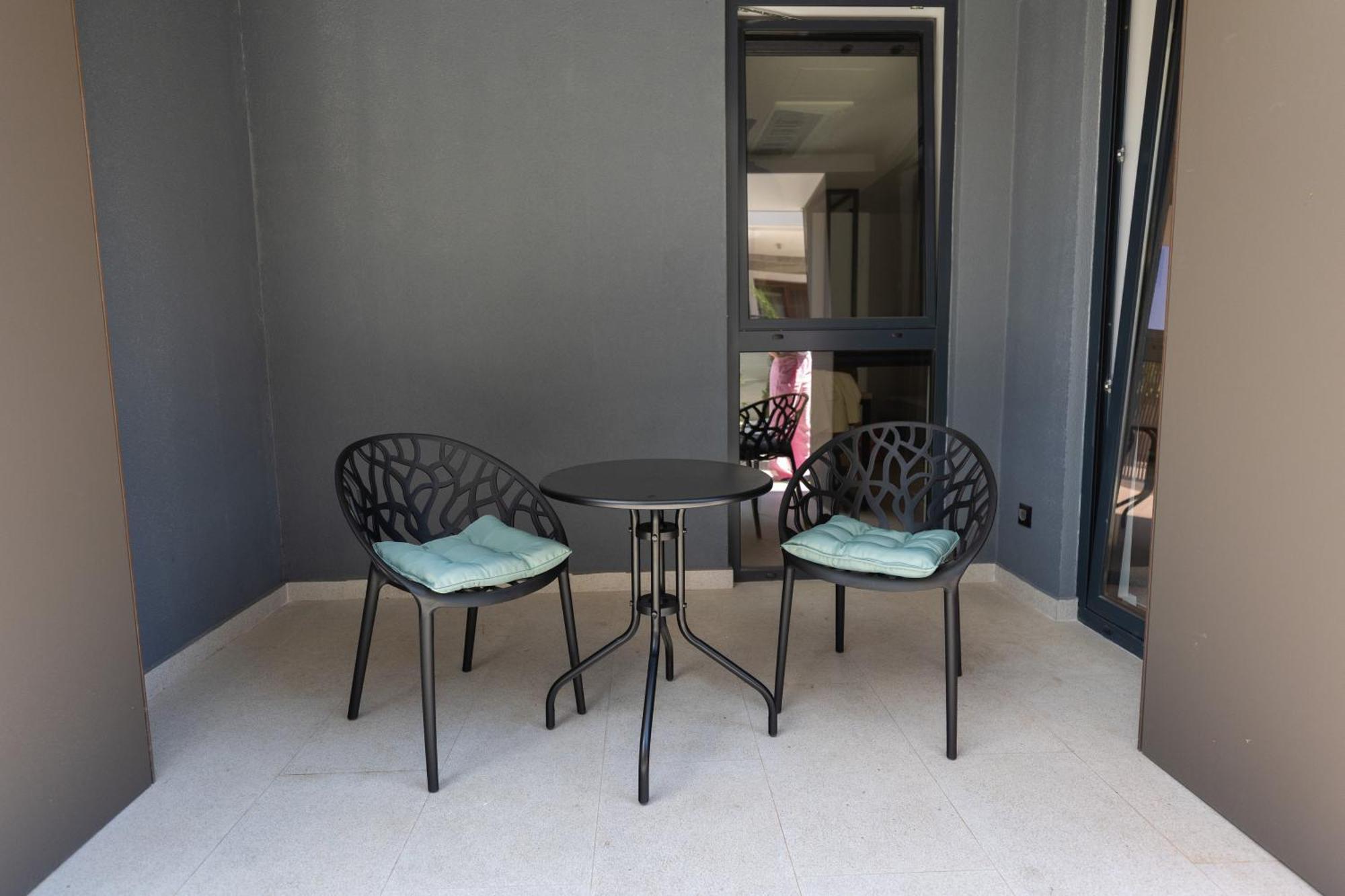 Onia Collection With A Pool Apartman